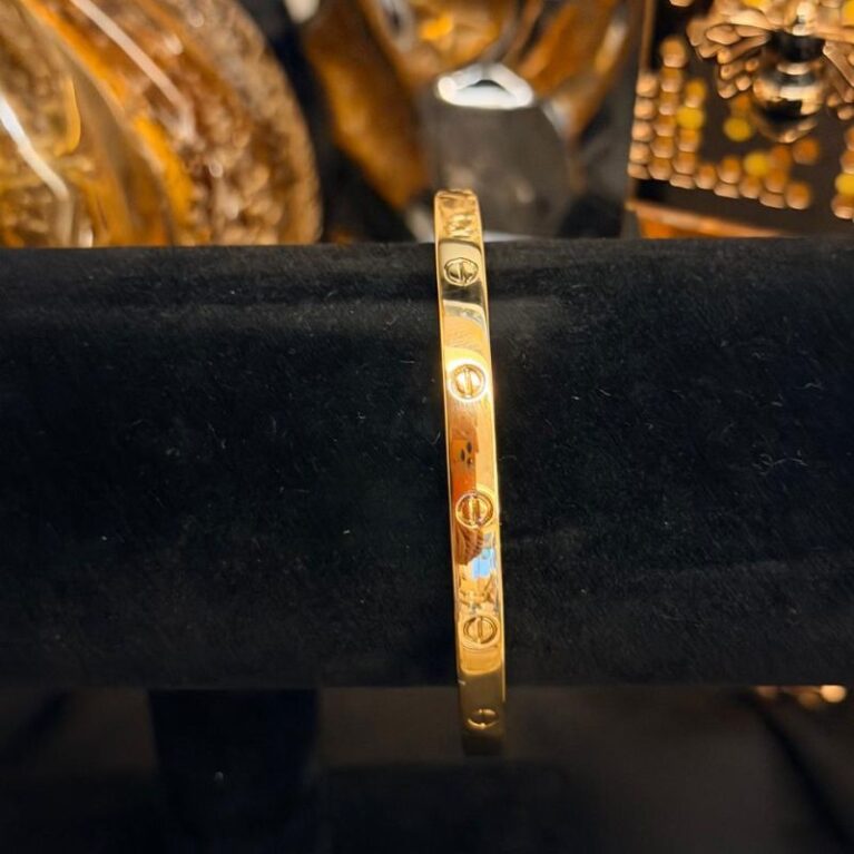 Brazalete oro inspiración Cartier