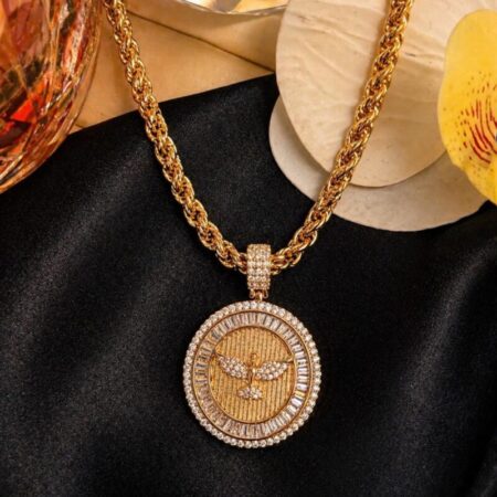Collar grueso con medallón grande del Espíritu Santo con circonitas cod pu -
