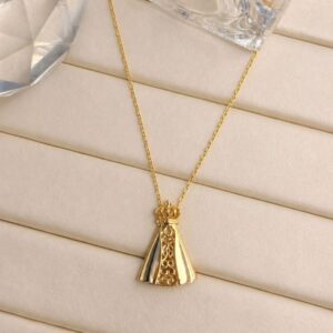 Cadena fina oro con medalla pulida dela virgen