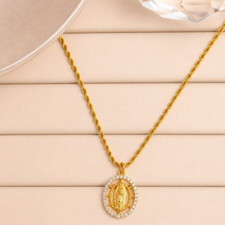 Cadena piola semigruesa con medalla de la virgen con circonita